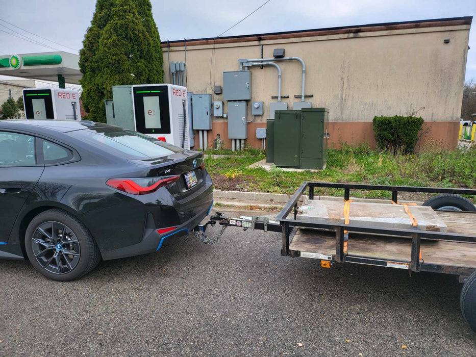 Torklift EcoHitch X6052S Stealth hitch on a BMW i4
