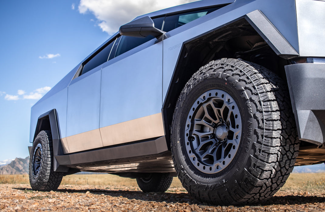 Tesla Cybertruck Cyber Rover Forged Beadlock Wheel