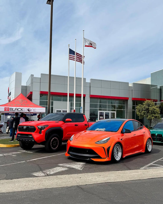 Robot Craftsman "STARSHIP" Widebody Wheel Arches for Tesla Model Y Performance AWD Carbon Fiber/FRP