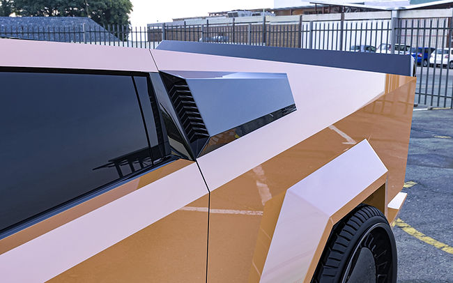 Tesla Side Scoops (Louvers)