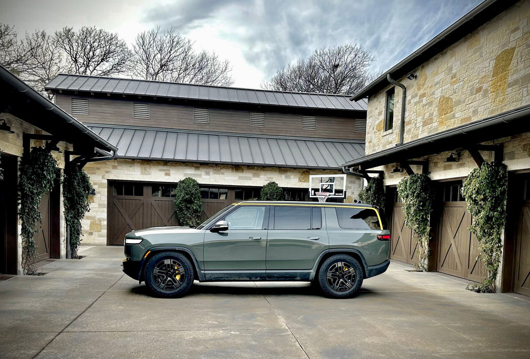 Chrome Delete Blackout Wrap Kit | for Rivian R1S 2022-2026