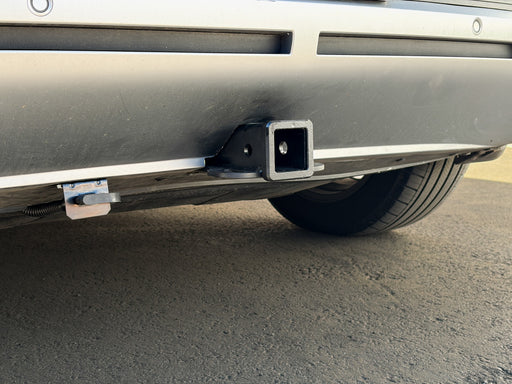 Hyundai Ioniq 5 EcoHitch concealed cross tube