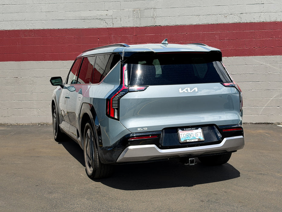 Kia EV9 with concealed EcoHitch X7486S receiver
