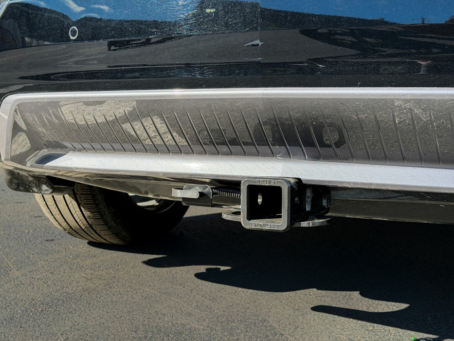 Cadillac Optiq EcoHitch 2 inch stainless receiver detail